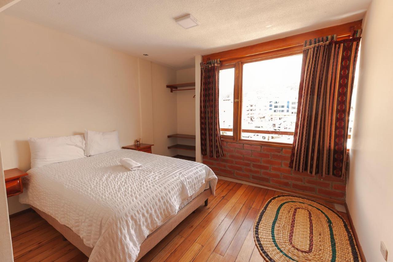 Los Ponchos Inn Apartasuite Otavalo Exterior foto